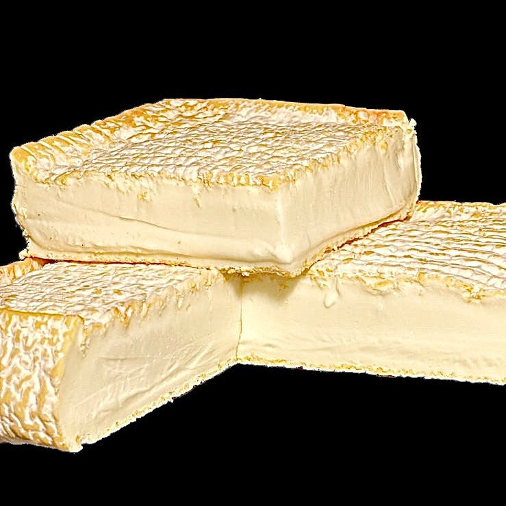 Brebisrousse von Bert & Boni – cremiger Schafkäse mit charakteristischer rot-weißer Schimmelrinde, ideal für Feinschmecker.